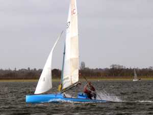 On the water at Island Barn Sailing Club. Photo (c) Robin Carter. Click for enlargement.